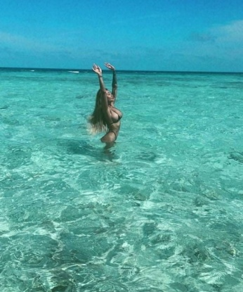 Анкета проститутки Жанна - город Новомихайловский, 25 лет, №1670